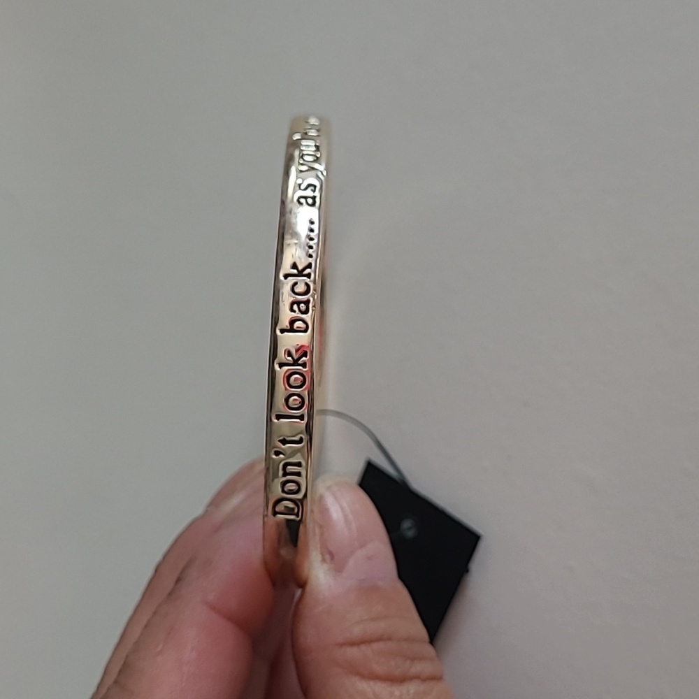 NEW Inspirational Silver Bangle Bracelet